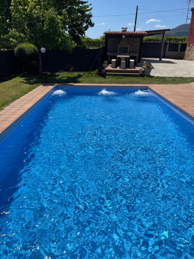 Chalet Casa Con Piscina En Arbo Vigo Exteriér fotografie